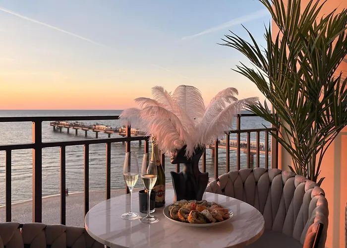 Sea View Smart & Garden Vip Apartment