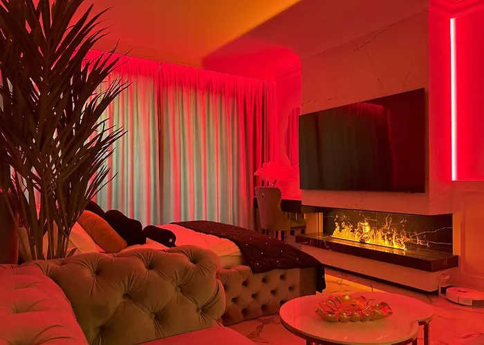 Sea View Smart & Garden Vip Apartment